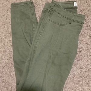 Army green Hollister pants